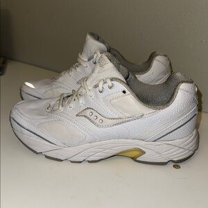 Saucony Grid Omni Walker White Athletic Shoes